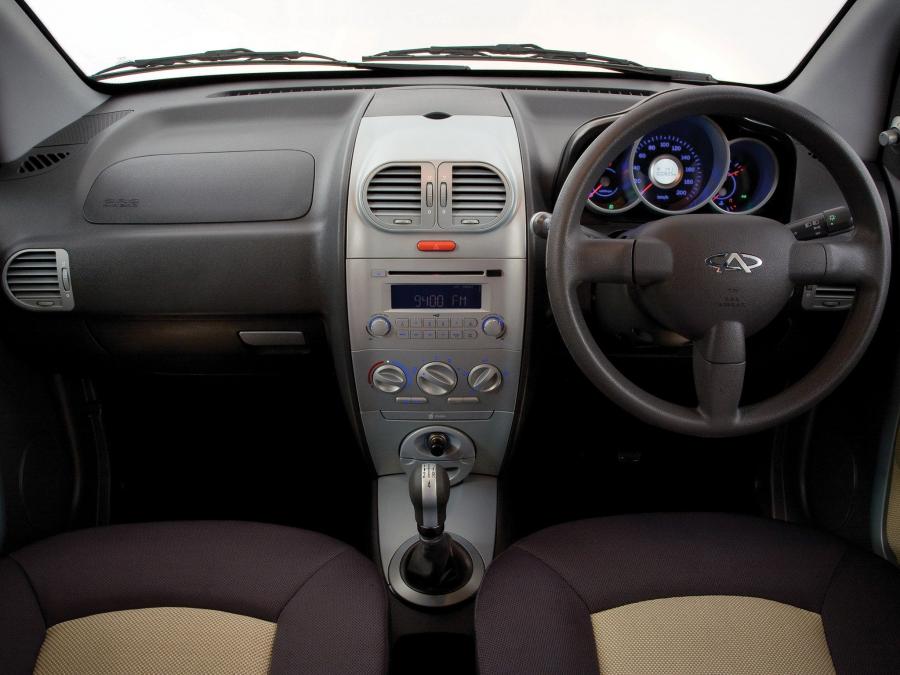  Chery A1 2009 года  (фото 3 из 6)